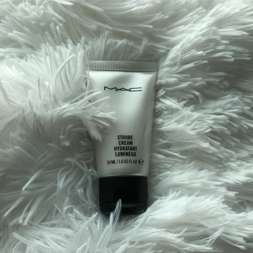 MAC strobe cream hydratant lumineux